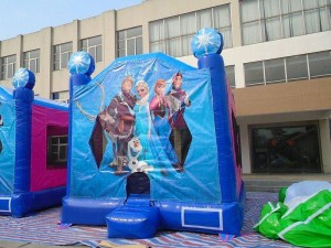 Can You Set Up a Bounce House in Hot Weather? Can You Set Up a Bounce House in Hot Weather?