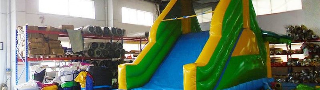 Can an Inflatable Water Slide Work Without Water? Can an Inflatable Water Slide Work Without Water?